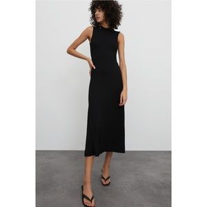 Edited “Talia” Midi Dress in Black, size 32 (XS)